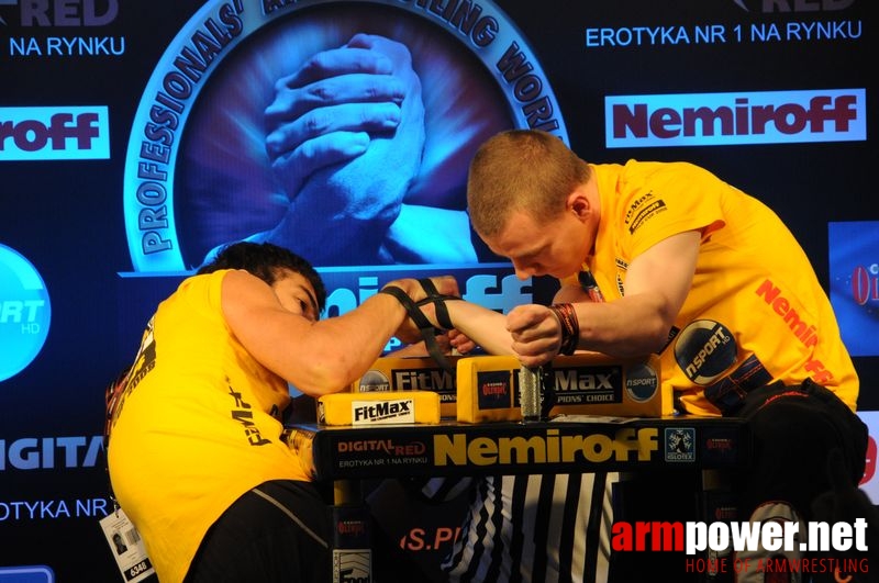 Nemiroff 2008 - Day 2 - Right hand # Armwrestling # Armpower.net