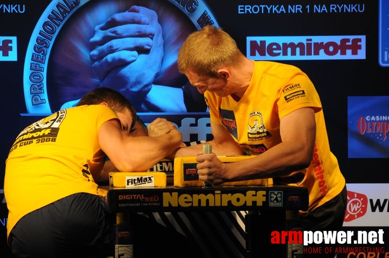 Nemiroff 2008 - Day 2 - Right hand # Armwrestling # Armpower.net