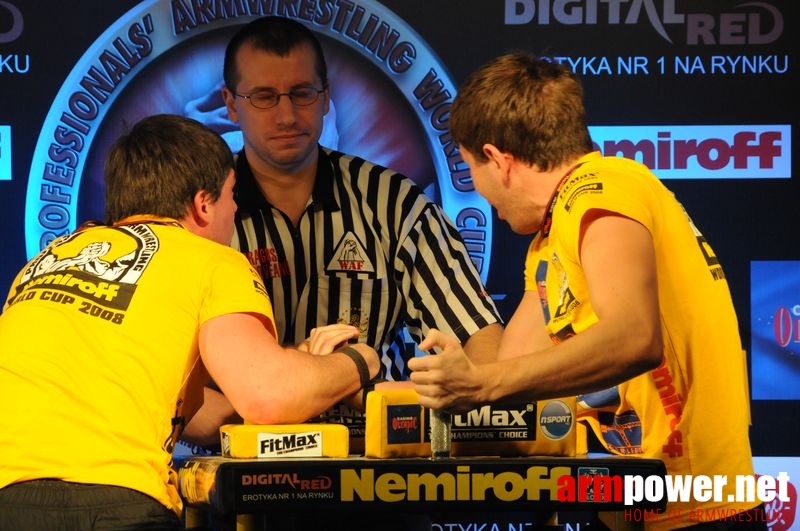 Nemiroff 2008 - Day 2 - Right hand # Armwrestling # Armpower.net