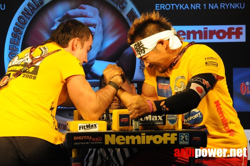 Nemiroff 2008 - Day 2 - Right hand # Armwrestling # Armpower.net