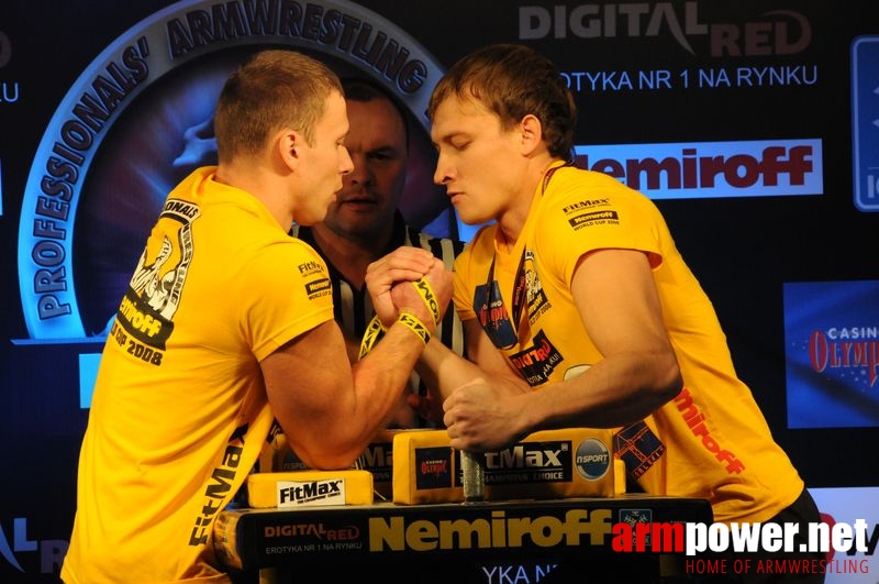 Nemiroff 2008 - Day 2 - Right hand # Siłowanie na ręce # Armwrestling # Armpower.net