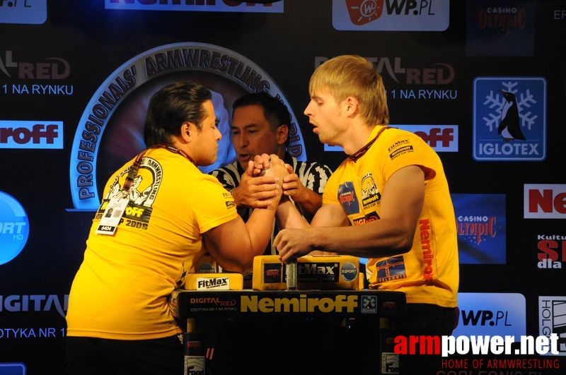 Nemiroff 2008 - Day 2 - Right hand # Armwrestling # Armpower.net