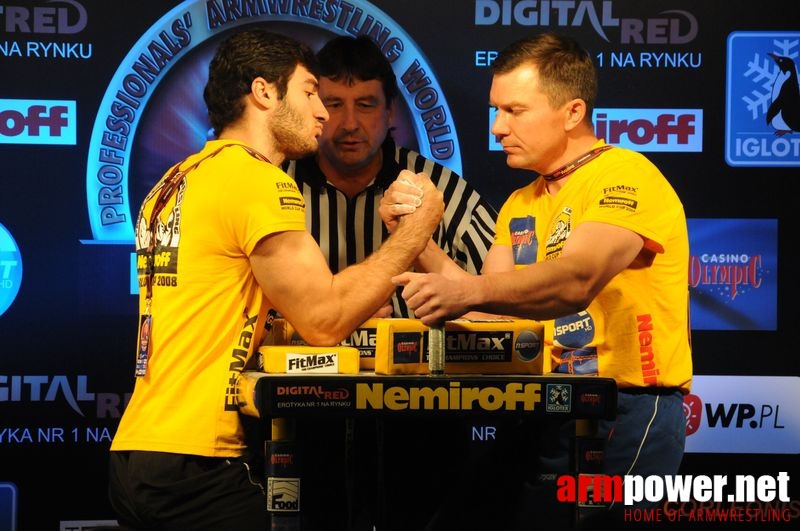 Nemiroff 2008 - Day 2 - Right hand # Armwrestling # Armpower.net