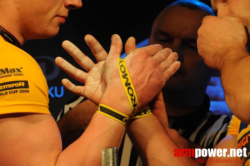 Nemiroff 2008 - Day 2 - Right hand # Armwrestling # Armpower.net