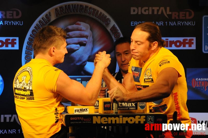 Nemiroff 2008 - Day 2 - Right hand # Armwrestling # Armpower.net