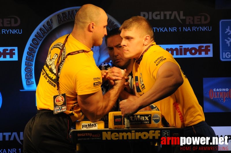 Nemiroff 2008 - Day 2 - Right hand # Siłowanie na ręce # Armwrestling # Armpower.net