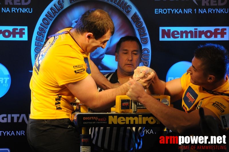 Nemiroff 2008 - Day 2 - Right hand # Armwrestling # Armpower.net