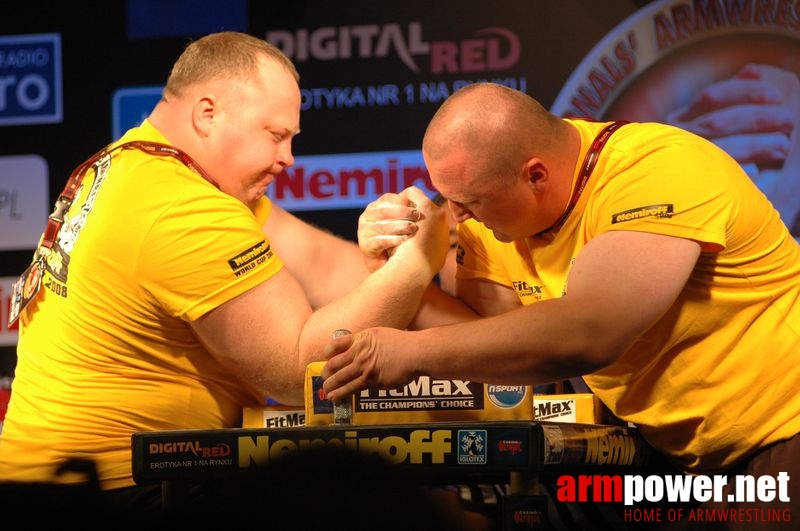 Nemiroff 2008 - Day 2 - Right hand # Armwrestling # Armpower.net