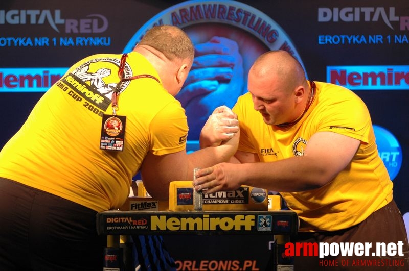 Nemiroff 2008 - Day 2 - Right hand # Armwrestling # Armpower.net