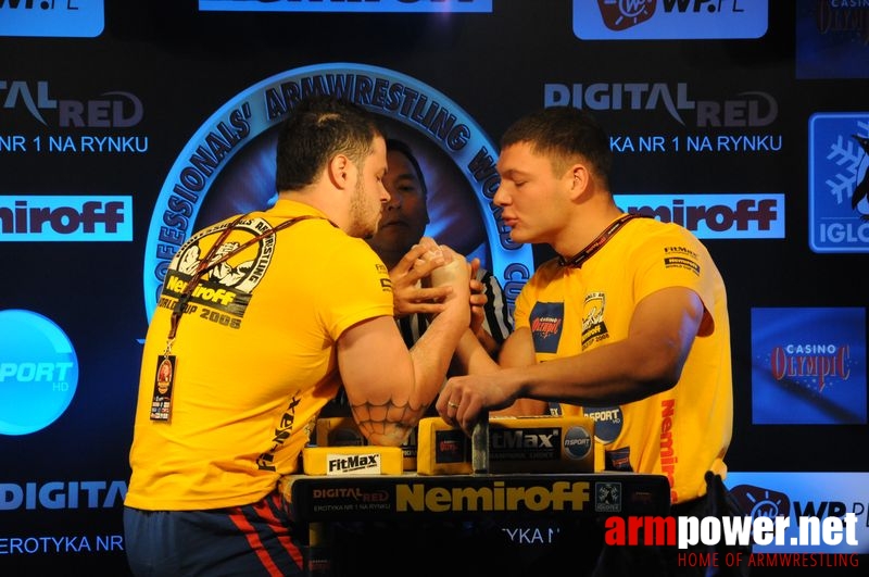 Nemiroff 2008 - Day 2 - Right hand # Armwrestling # Armpower.net