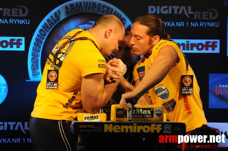 Nemiroff 2008 - Day 2 - Right hand # Siłowanie na ręce # Armwrestling # Armpower.net