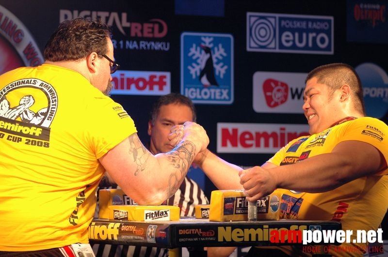 Nemiroff 2008 - Day 2 - Right hand # Armwrestling # Armpower.net