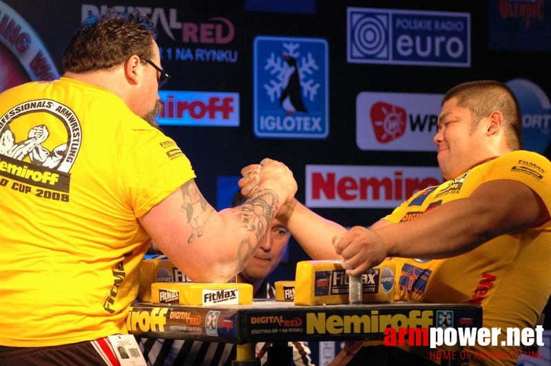 Nemiroff 2008 - Day 2 - Right hand # Armwrestling # Armpower.net