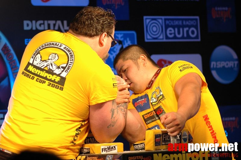 Nemiroff 2008 - Day 2 - Right hand # Armwrestling # Armpower.net