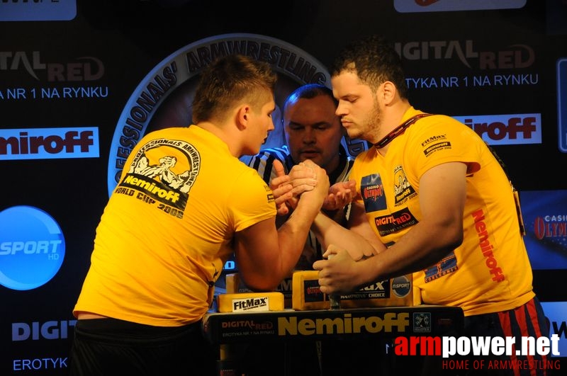 Nemiroff 2008 - Day 2 - Right hand # Armwrestling # Armpower.net