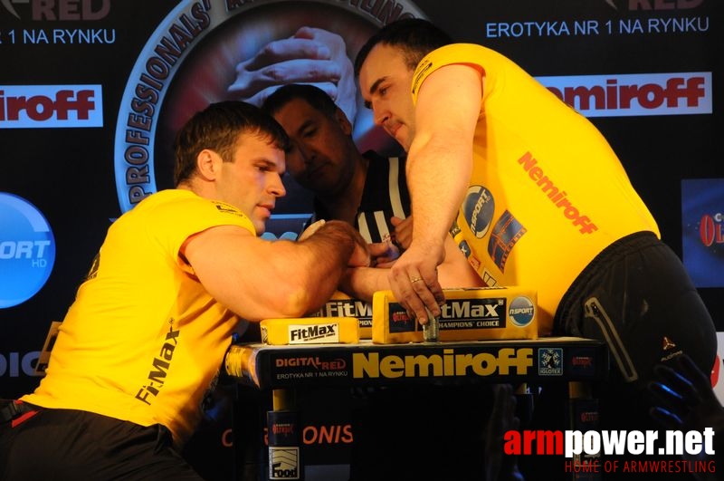 Nemiroff 2008 - Day 2 - Right hand # Armwrestling # Armpower.net