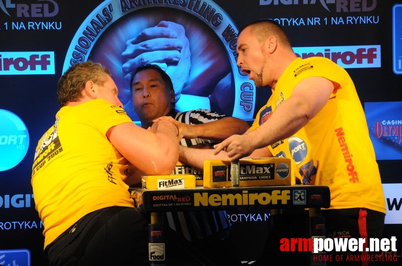 Nemiroff 2008 - Day 2 - Right hand # Armwrestling # Armpower.net