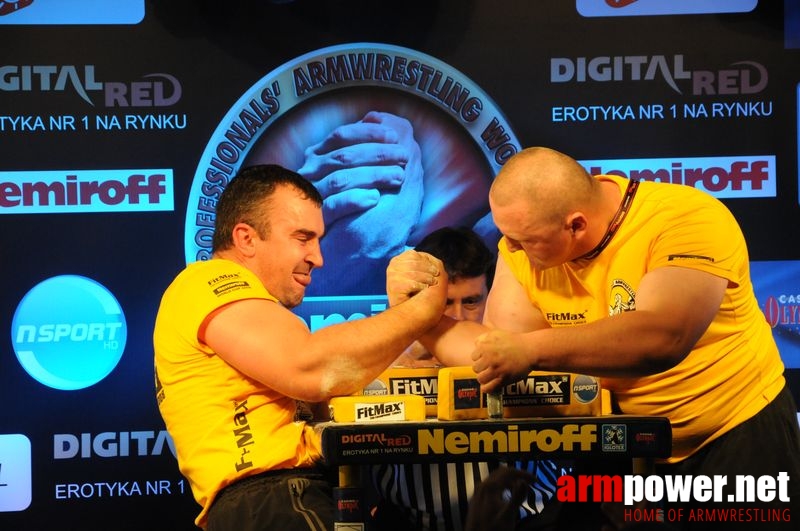 Nemiroff 2008 - Day 2 - Right hand # Armwrestling # Armpower.net