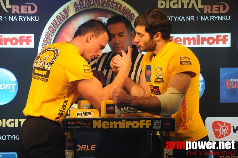 Nemiroff 2008 - Day 2 - Right hand # Armwrestling # Armpower.net