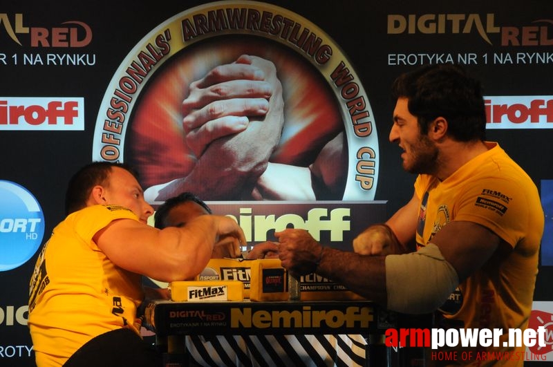 Nemiroff 2008 - Day 2 - Right hand # Armwrestling # Armpower.net