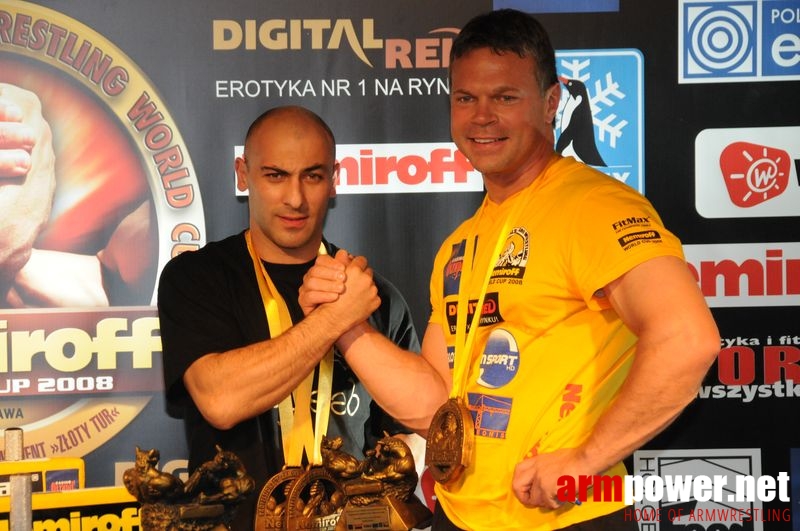 Nemiroff 2008 - Day 2 - Right hand # Siłowanie na ręce # Armwrestling # Armpower.net