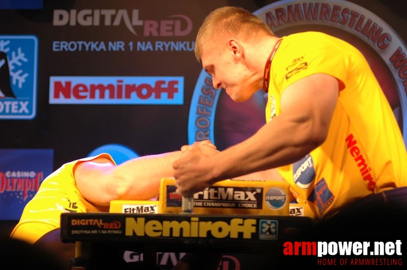 Nemiroff 2008 - Day 2 - Right hand # Siłowanie na ręce # Armwrestling # Armpower.net