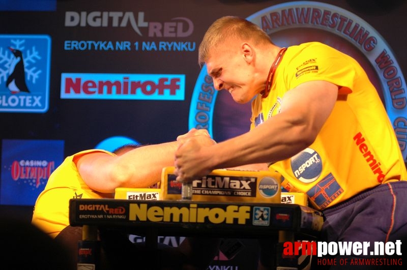 Nemiroff 2008 - Day 2 - Right hand # Siłowanie na ręce # Armwrestling # Armpower.net