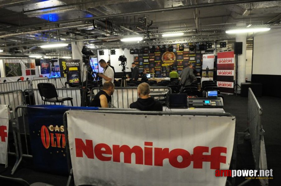 Nemiroff 2009 - Day 1 - Left hand # Aрмспорт # Armsport # Armpower.net