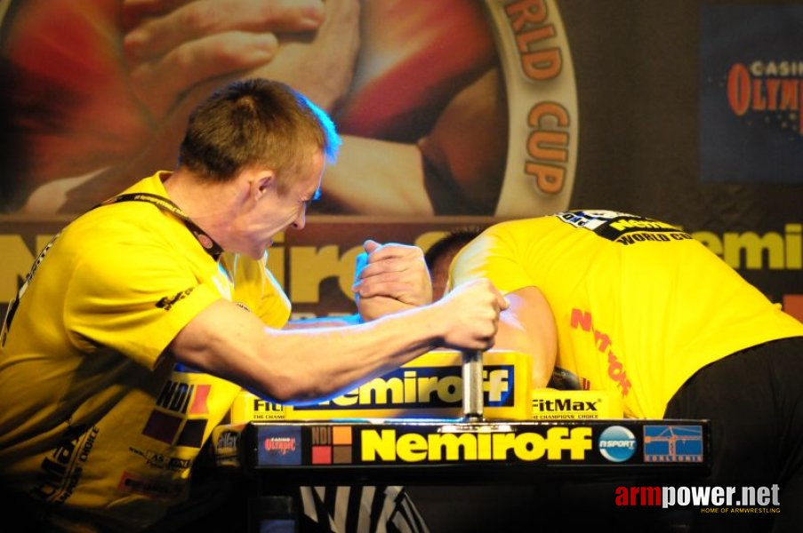 Nemiroff 2009 - Day 1 - Left hand # Armwrestling # Armpower.net