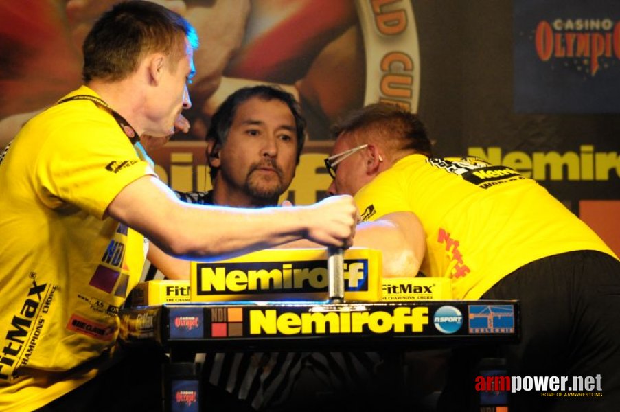 Nemiroff 2009 - Day 1 - Left hand # Armwrestling # Armpower.net