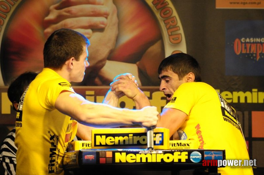 Nemiroff 2009 - Day 1 - Left hand # Aрмспорт # Armsport # Armpower.net