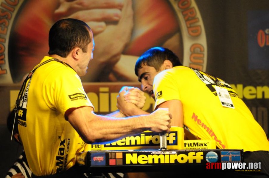 Nemiroff 2009 - Day 1 - Left hand # Armwrestling # Armpower.net