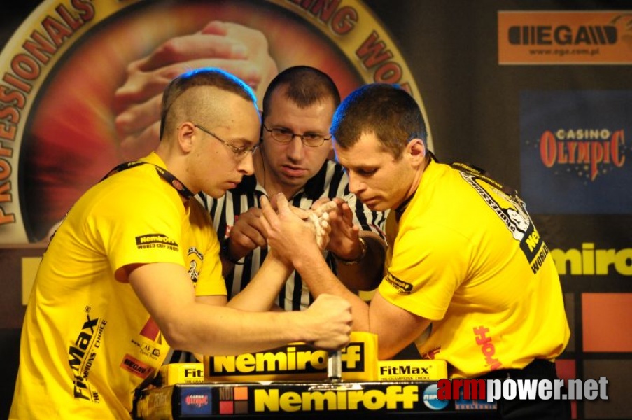 Nemiroff 2009 - Day 1 - Left hand # Aрмспорт # Armsport # Armpower.net