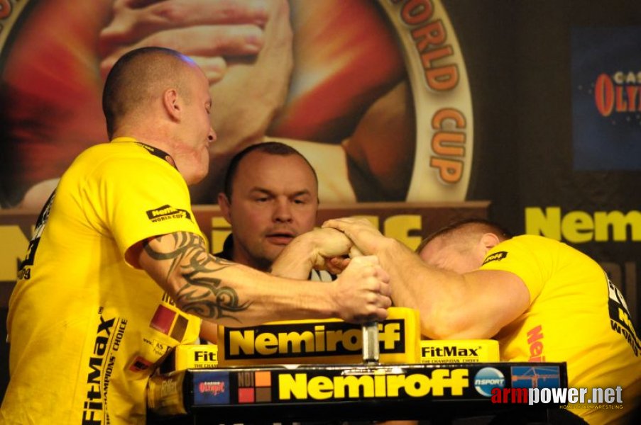 Nemiroff 2009 - Day 1 - Left hand # Armwrestling # Armpower.net