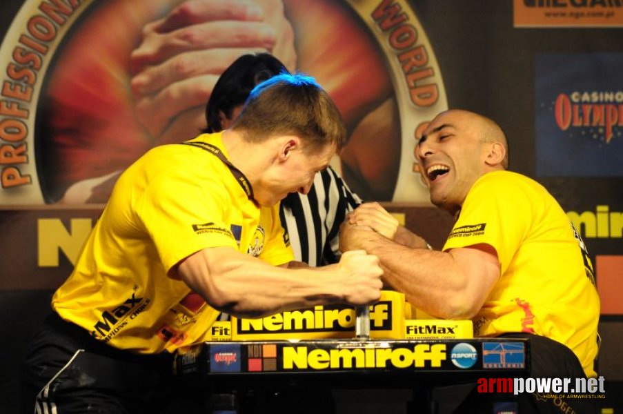 Nemiroff 2009 - Day 1 - Left hand # Aрмспорт # Armsport # Armpower.net