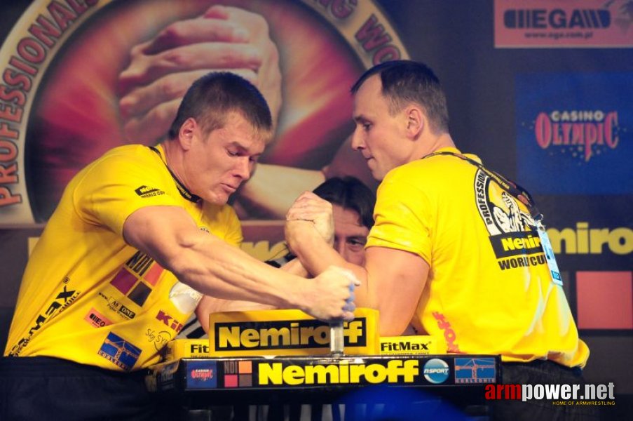 Nemiroff 2009 - Day 1 - Left hand # Aрмспорт # Armsport # Armpower.net