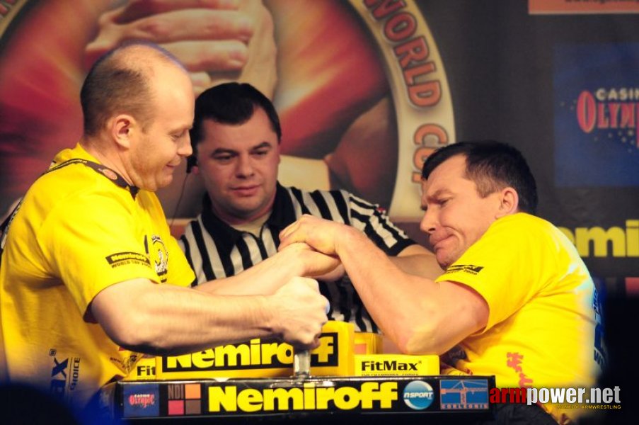 Nemiroff 2009 - Day 1 - Left hand # Armwrestling # Armpower.net