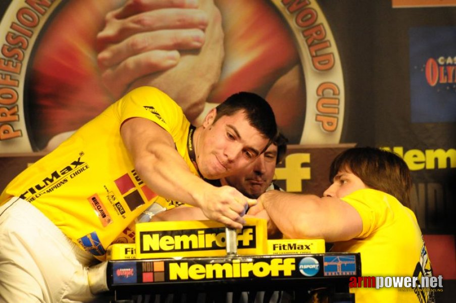 Nemiroff 2009 - Day 1 - Left hand # Aрмспорт # Armsport # Armpower.net