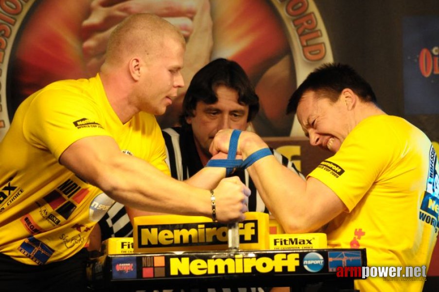 Nemiroff 2009 - Day 1 - Left hand # Aрмспорт # Armsport # Armpower.net