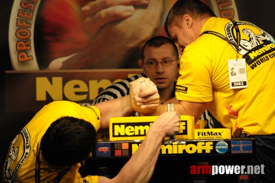 Nemiroff 2009 - Day 1 - Left hand # Armwrestling # Armpower.net