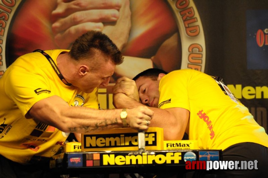 Nemiroff 2009 - Day 1 - Left hand # Aрмспорт # Armsport # Armpower.net