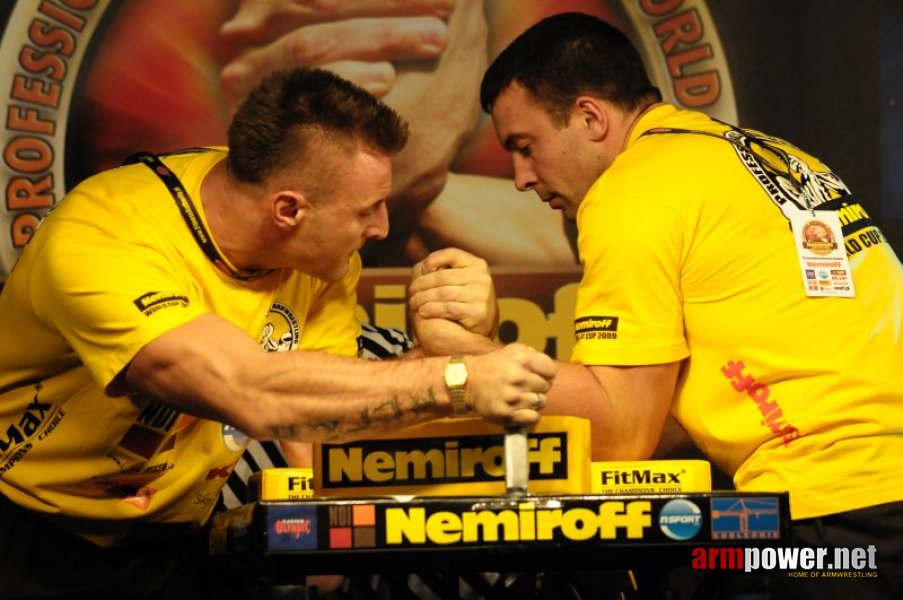 Nemiroff 2009 - Day 1 - Left hand # Armwrestling # Armpower.net