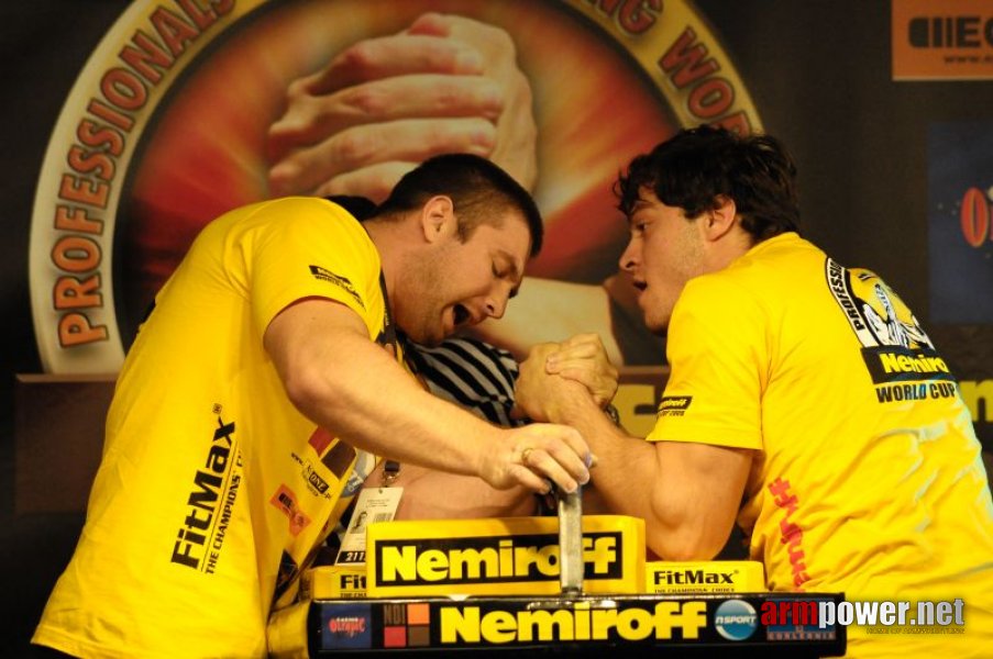 Nemiroff 2009 - Day 1 - Left hand # Armwrestling # Armpower.net