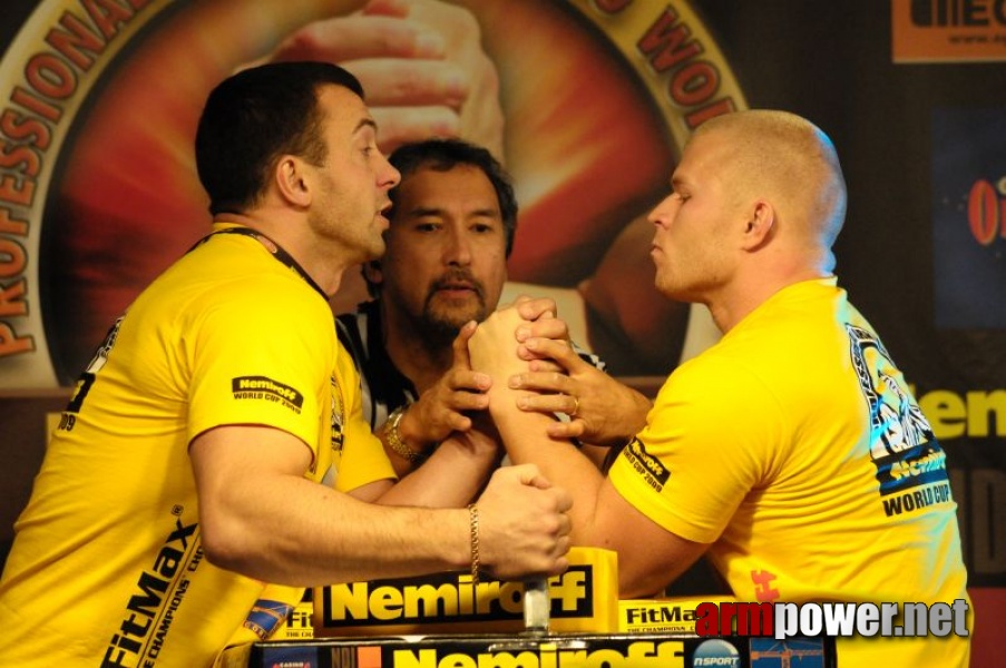 Nemiroff 2009 - Day 1 - Left hand # Armwrestling # Armpower.net