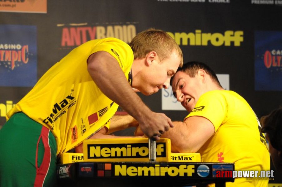 Nemiroff 2009 - Day 1 - Left hand # Armwrestling # Armpower.net