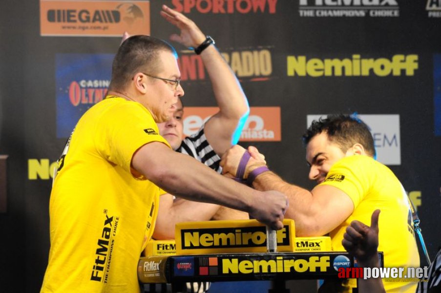 Nemiroff 2009 - Day 1 - Left hand # Armwrestling # Armpower.net