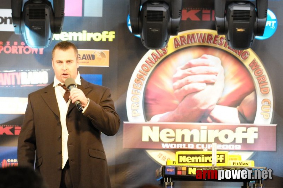 Nemiroff 2009 - Day 1 - Left hand # Siłowanie na ręce # Armwrestling # Armpower.net