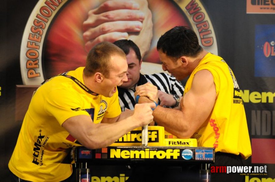 Nemiroff 2009 - Day 1 - Left hand # Aрмспорт # Armsport # Armpower.net