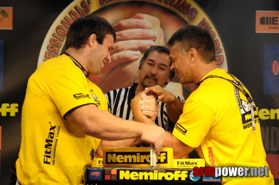 Nemiroff 2009 - Day 1 - Left hand # Armwrestling # Armpower.net