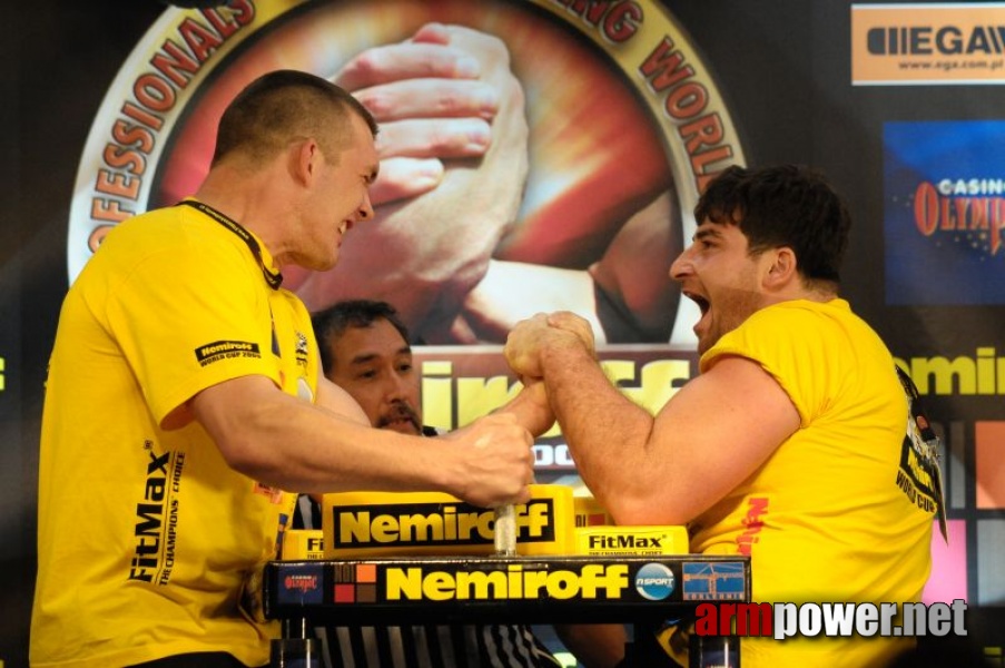 Nemiroff 2009 - Day 1 - Left hand # Armwrestling # Armpower.net